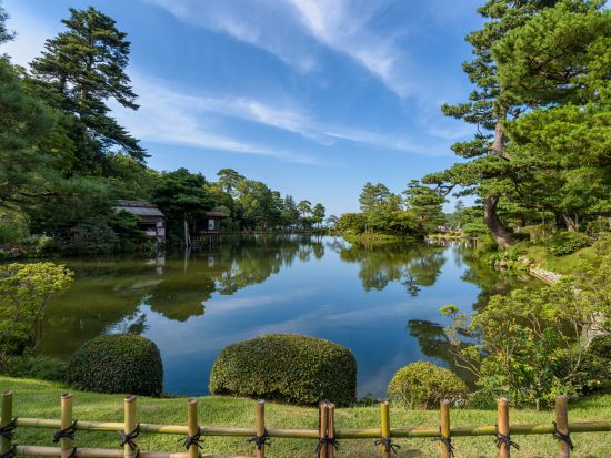 貸切観光ツアー　松井秀喜ミュージアム＋兼六園＋武家屋敷＋忍者寺＜6時間／小松空港発 金沢市内着＞
