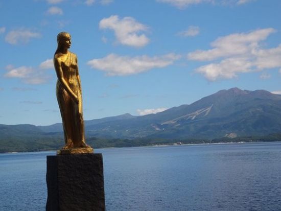 貸切観光タクシー 秋田新幹線発着のJR田沢湖駅発着選べる田沢湖周辺観光又は乳頭温泉郷日帰り入浴プラン！＜2～3時間／1～8名／田沢湖駅発＞ by 田沢観光