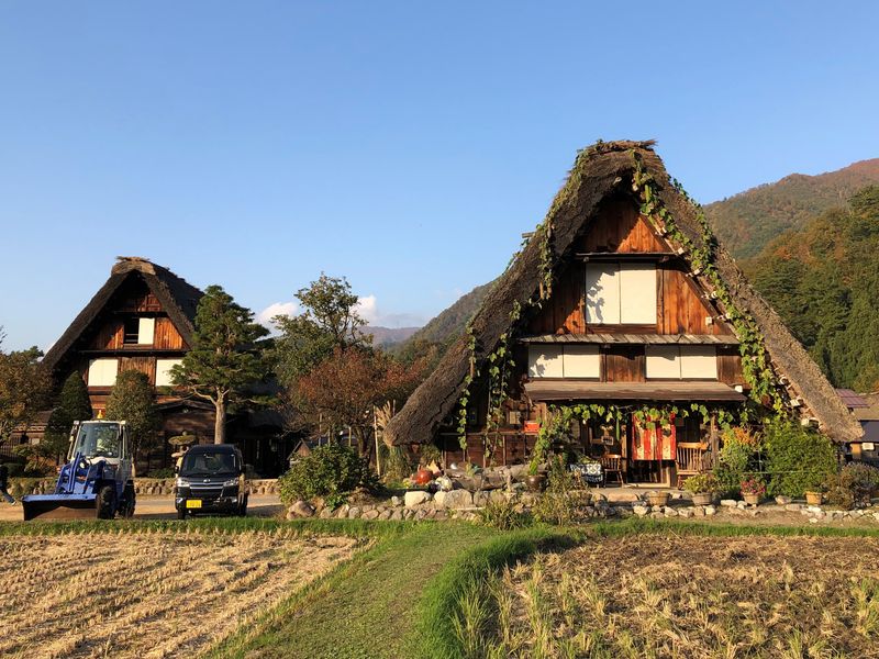 【Go Toトラベル】白川郷ツアー たっぷり2時間滞在！高山自由散策もセットになったフリープラン＜10～12月