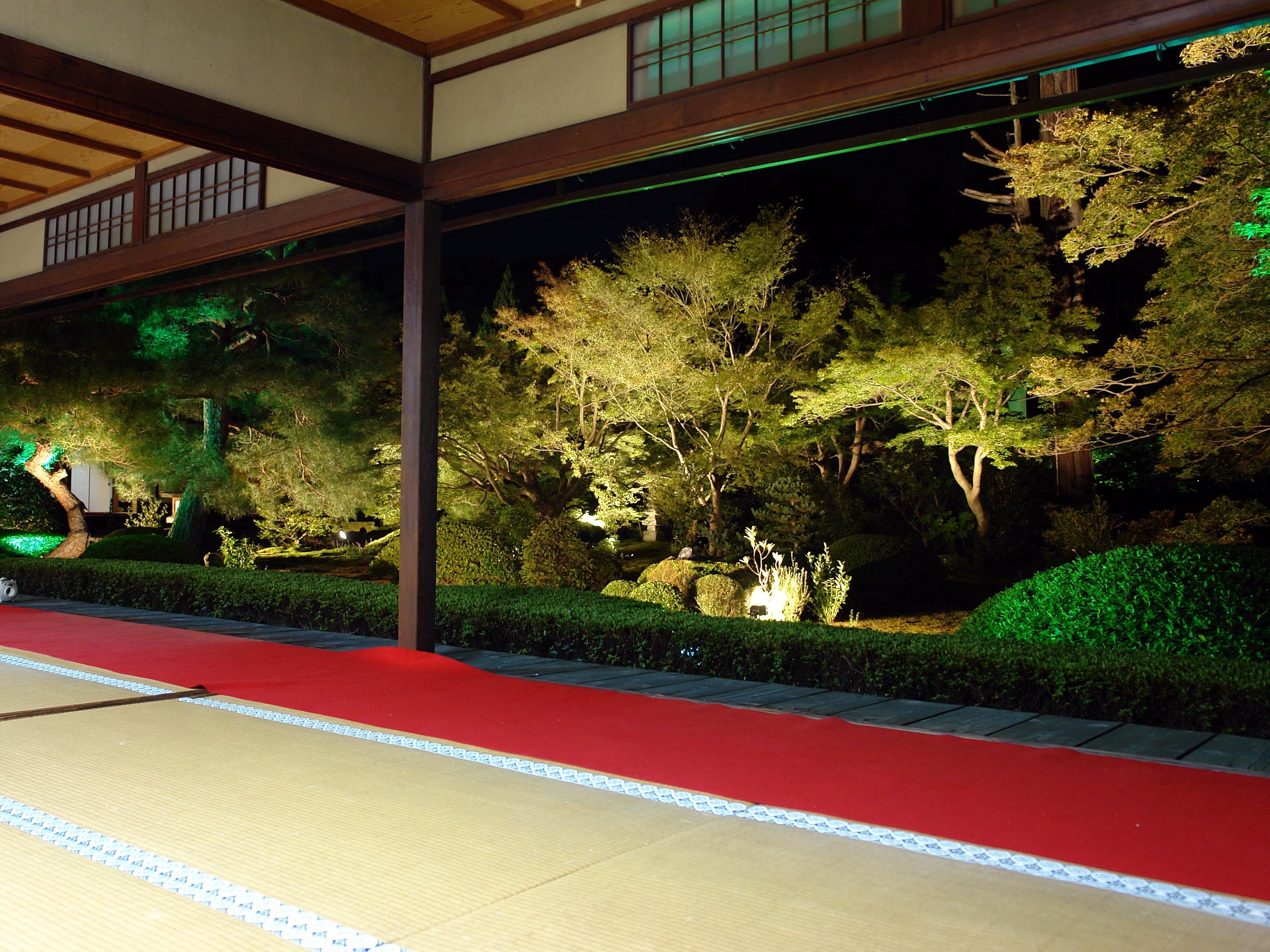 中秋の名月 御寺泉涌寺別院 お月見の会 バスツアー 特別拝観やライトアップされた庭園も 10 1 10 3 夕食付 京都駅発 By京都定期観光バス 京都の観光 遊び 体験 レジャー専門予約サイト