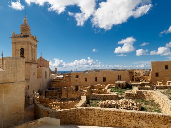 ゴゾ島観光ツアー　お好きな観光地をプライベートでめぐる ＜貸切／英語ドライバー／マルタ発＞