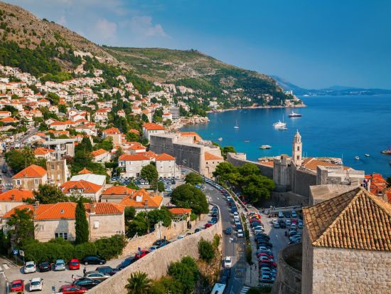 【都市間送迎】ドブロブニク市内 ⇔ スプリット市内 ＜貸切／英語ドライバー＞