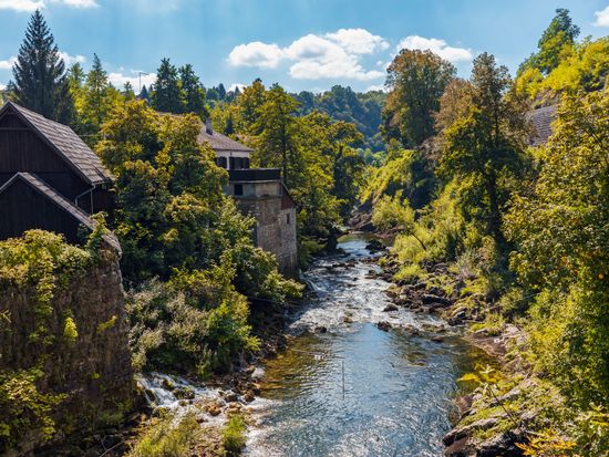 Croatia_Rastoke _shutterstock_479240503