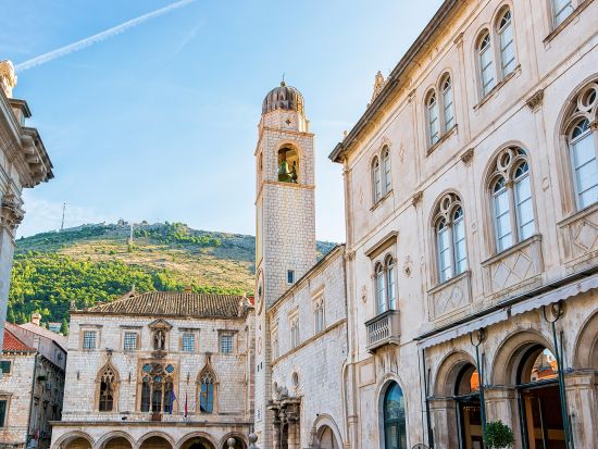 世界遺産ドブロヴニク旧市街 日帰り観光 ガイド付きウォーキングツアー＋フリータイム約3時間＜3月～11月／英語ガイド／スプリット発＞