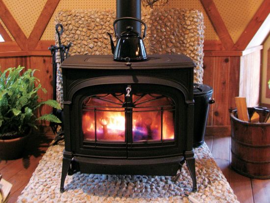 【ペット参加OK！】フェザント山中湖1泊2日宿泊体験 山中湖畔の富士の麓、BESSのタイムシェア別荘で愛犬と過ごす贅沢な時間　全棟薪ストーブ付＜3泊まで延泊可＞