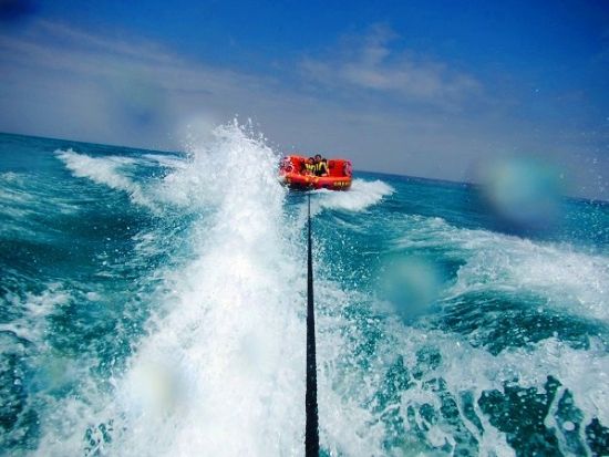 水納島ボートシュノーケリング ミシュラン一ツ星の島へ上陸＆フリータイム海水浴／マリンスポーツセットコースあり／GoPro写真・パラソル無料＜北部発／4〜10月＞