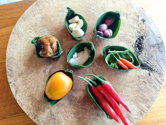 バリ家庭料理教室　人気レストランでインドネシア料理作りに挑戦！＜1日／日本語ガイド＞