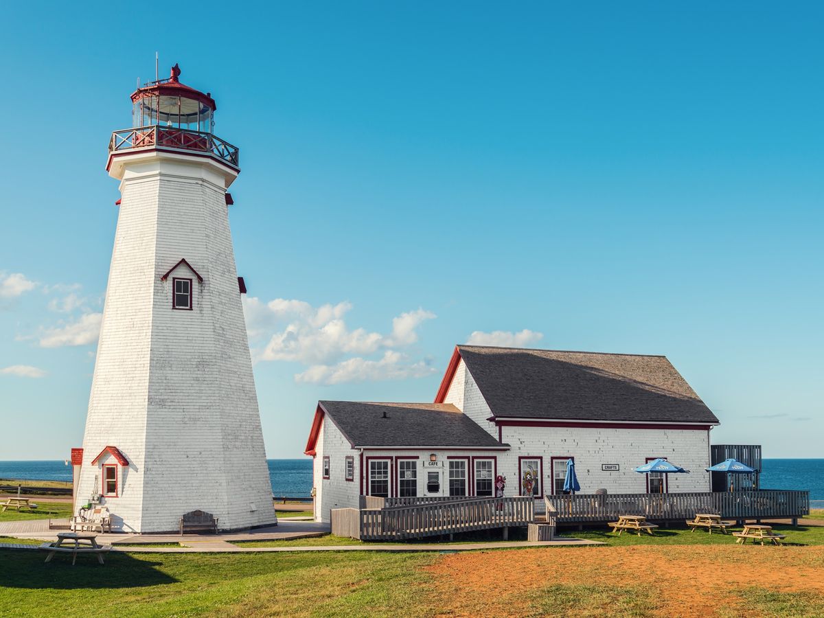 プリンスエドワード島 東部ハイライトツアー ＜6～9月／ランチ付き