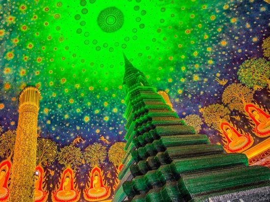 Thailand_Bangkok_Wat Paknam_shutterstock_1151247410