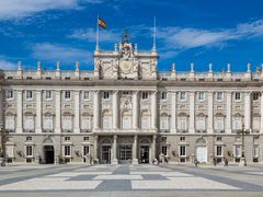 Spain_Madrid_Royal Palace_shutterstock_261746096