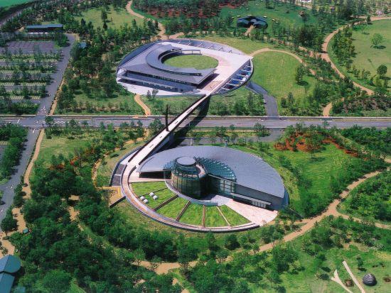 霧島市内発着貸切観光タクシー　神話の里 霧島満喫の旅　隼人塚＋鹿児島神宮＋大隅国分寺跡＋上野原縄文の森へご案内＜4時間＞