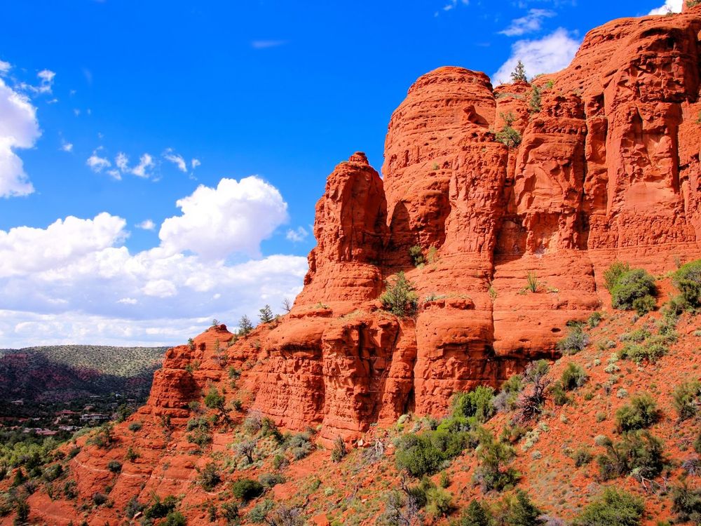 USA_Sedona_Red cliffs_123RF_26930845_ML