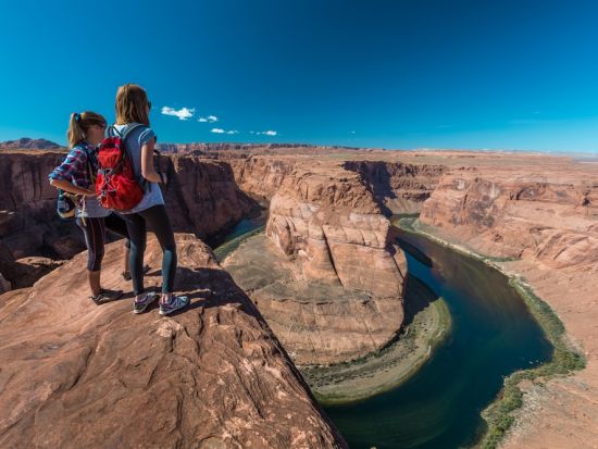 グランドサークル1泊2日　グランドキャニオン＆アンテロープ＆ホースシューベンド＆ザイオン ＜カナブ or カエンタ宿泊／日本語ドライバーガイド＞