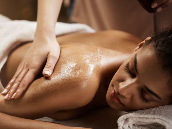 【帰国日プラン】シェラトンサイゴンホテルで優雅なアフタヌーンティー＋センスパ「SEN SPA」で極上リラックス体験＜ホテルお迎え／空港お送り＞