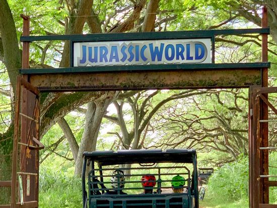 kualoa ranch jurassic park tours