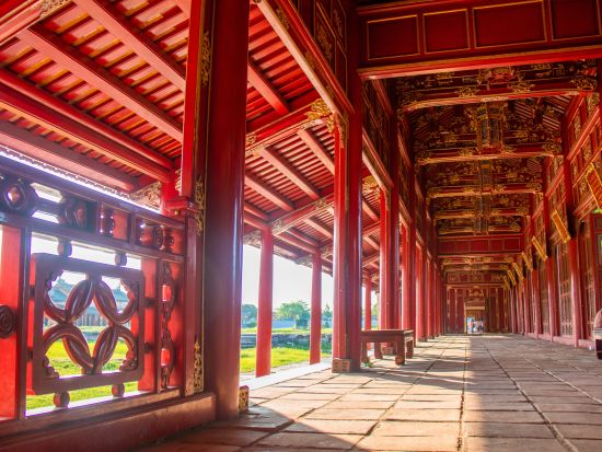 世界遺産フエ＋夜のホイアン観光＋名物料理も満喫 世界遺産欲張りツアー＜1日／日本語ガイド／昼食・夕食／ダナン発＞