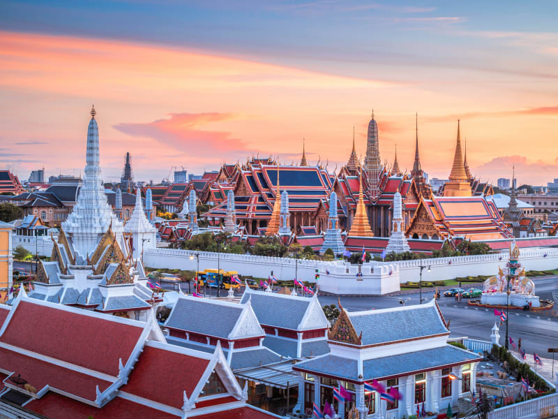 Thailand_Bangkok_Wat Phra Kaew_shutterstock_423267232