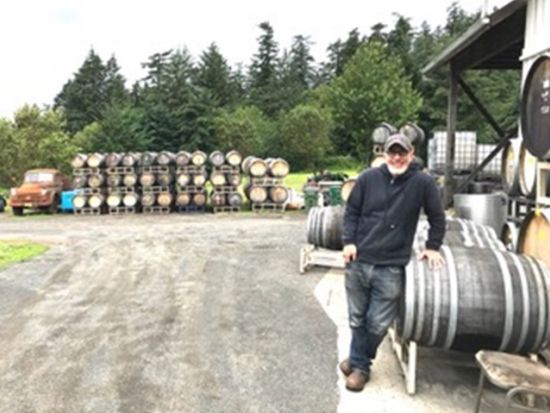 オレゴン州ワイナリー　ピノ・ノワールの銘醸地で2軒のワイナリー巡りとポートランドのワインバー ＜試飲付き／日本語ガイド＞