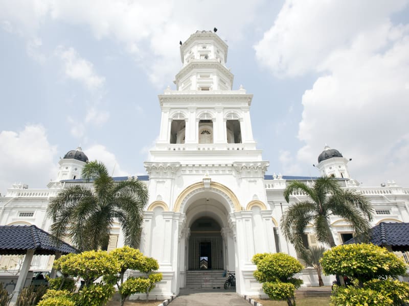 Malaysia_Johor Bahru_Sultan Abu Bakar State Mosque_shutterstock_176089526