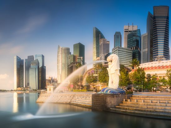 Singapore_Skyline_shutterstock_793744309