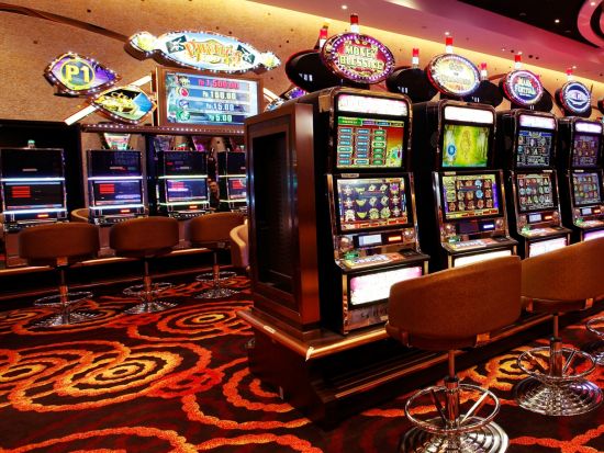 マニラのナイトツアー　フィリピン料理ディナー＆カジノナイト☆4つのカジノから選択可＜ホテル送迎付き／日本語ガイド／夕食付き／貸切プラン有＞