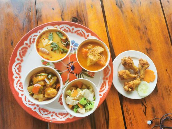 カンチャナブリツアーセットメ_ニュー