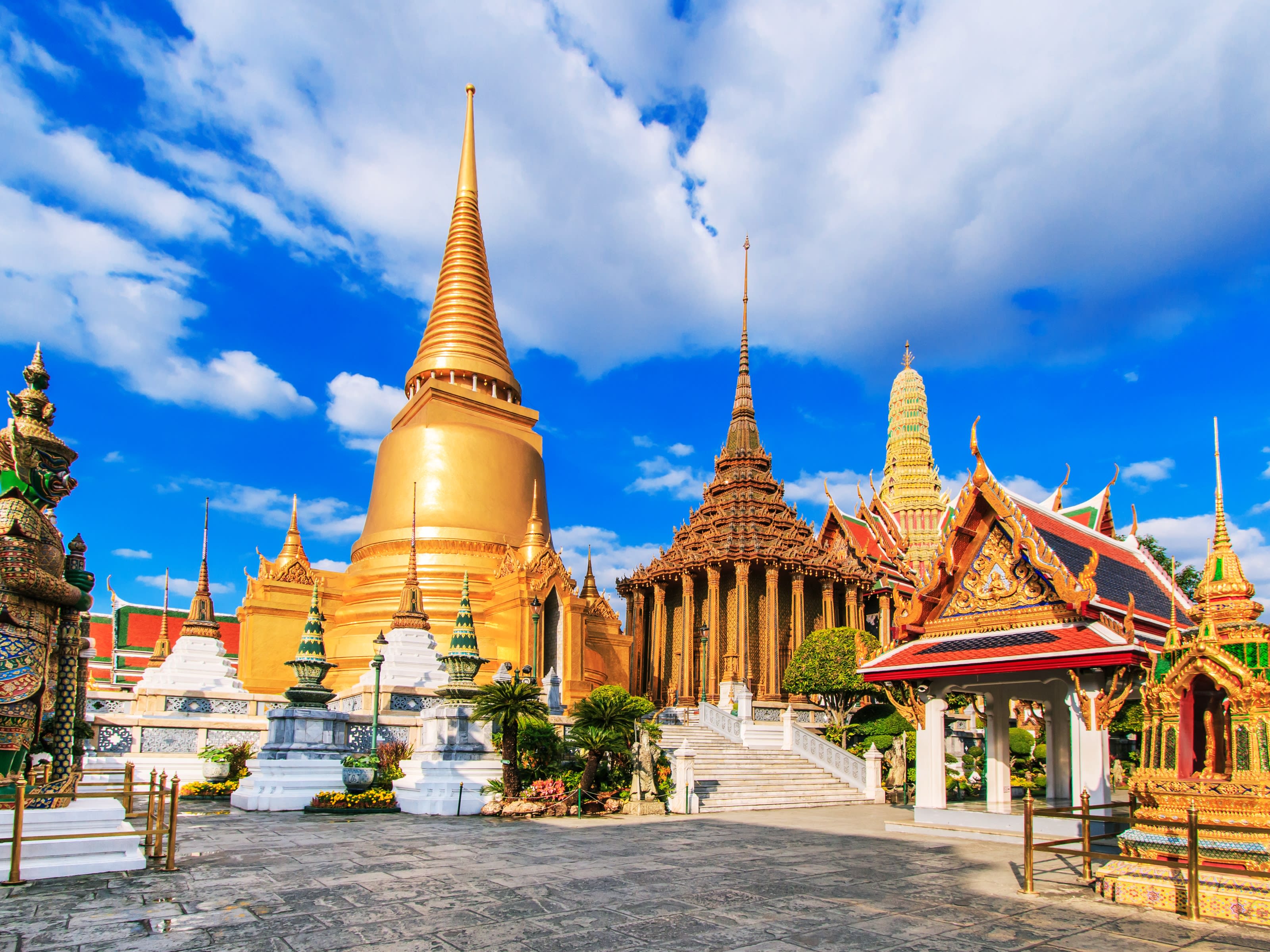 在庫あ在庫□エメラルド寺院 バンコク タイ 風景写真★額縁付 A3サイズ写真 自然、風景