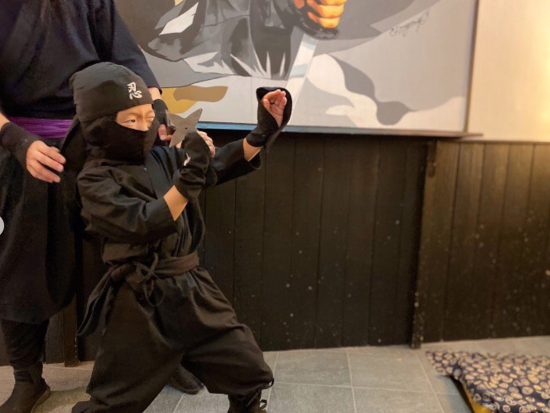 忍者体験 コスチュームに身を包んで修行体験 ！2歳～参加OKなので子供と一緒に日本文化体験ができる！＜選べる1ドリンク付き／浅草＞