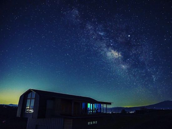 島崎藤村ゆかりの宿 中棚荘　1泊2日（2食付）＆ジオヒルズ ナイトワイナリーツアー お好きなグラスワインを1杯サービス！＜小諸＞