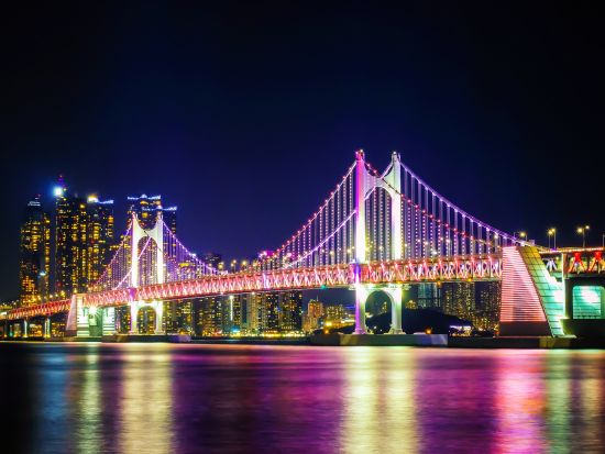 釜山ナイトツアー　海辺のおすすめ夜景スポットを満喫！海鮮鍋の夕食付き＜日本語ガイド／ホテル送迎付＞