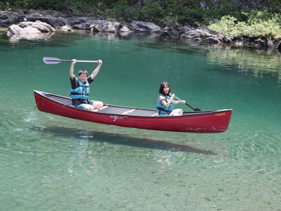 【ペットOK！】仁淀ブルーでカナディアンカヌー宙船（そらふね）体験 人気カフェスイーツ無料券プレゼント＜用具レンタル付／仁淀川町＞