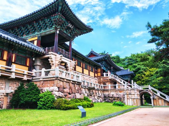 釜山市内＆慶州観光ツアー　古都の2大世界遺産＆釜山タワーやショッピングスポットを1日で観光する人気の凝縮プラン　韓定食ランチ＜1日／日本語ガイド／ホテル送迎付＞