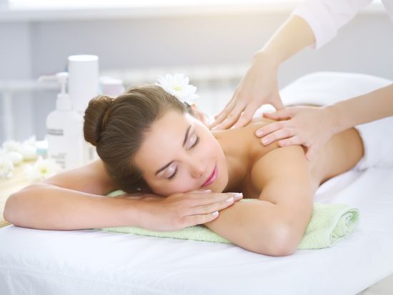 Generic_Spa_Massage_shutterstock_423329512