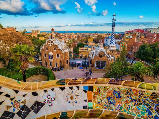 ガウディ建築 グエル公園　半日ガイドツアー ＜英語ガイド＞