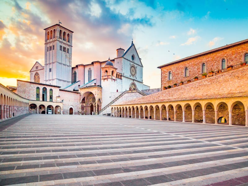 Italy_Assisi_Basilica of St. Francis of Assisi with Lower Plaza_shutterstock_1221437605