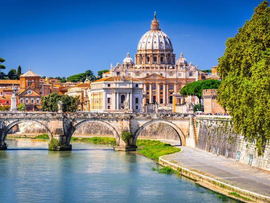 Italy_Rome_Vatican_Saint Peter Basilica_Sant Angelo Bridge_Tiber river_shutterstock_648140494