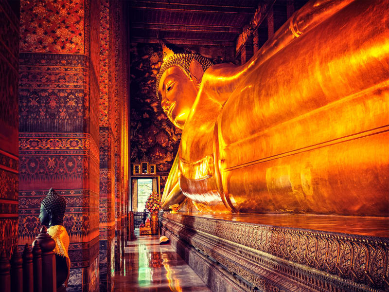 Thailand_Bangkok_Wat Pho_shutterstock_418406920