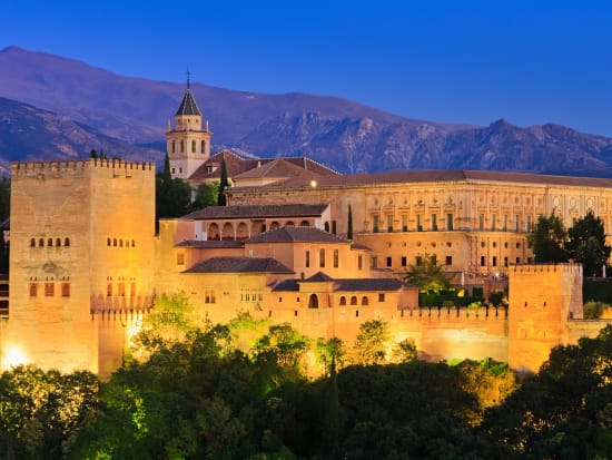 Spain_Granada_Alhambra_Night_shutterstock_87686047