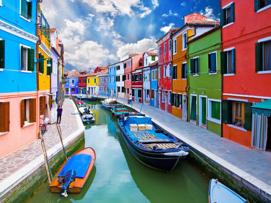 ブラーノ島のおすすめ観光情報 ヴェネツィア 旅行の観光 オプショナルツアー予約 Veltra ベルトラ