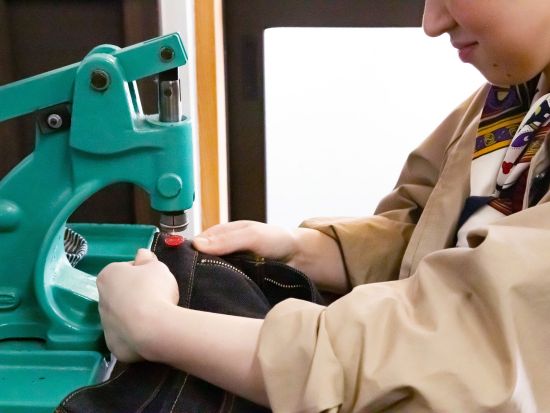 ジーンズ作り体験＆オーダージーンズ　日本の誇る岡山デニムで世界でたったひとつのオリジナルジーンズ作り＜倉敷＞ by ベティスミス