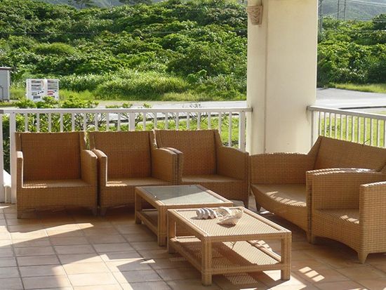 pic_accom_iriomote_ecovillage_02-min