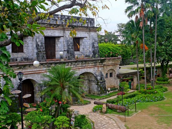 【貸切】セブ島市内観光ツアー☆ツアー後は貸切チャーター（最大7時間）付きで自由に行動できる！＜1日／日本語ガイド／昼食付＞ 