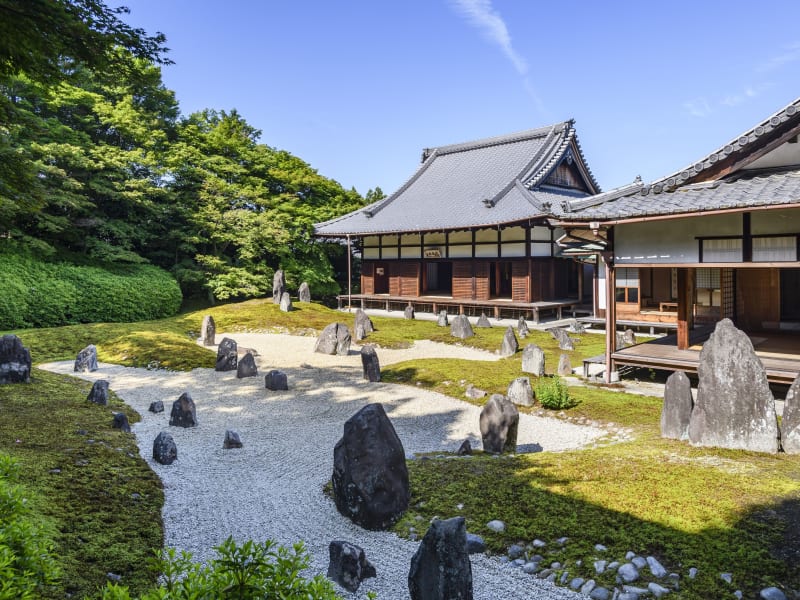 京都バスツアー 知恩院 三門 冷泉家 東福寺 南明院 東福寺 光明院 秋の特別公開文化財めぐり 昼食付 京都駅発 1日 By 京都定期観光バス 京都の観光 遊び 体験 レジャー専門予約サイト Veltra ベルトラ