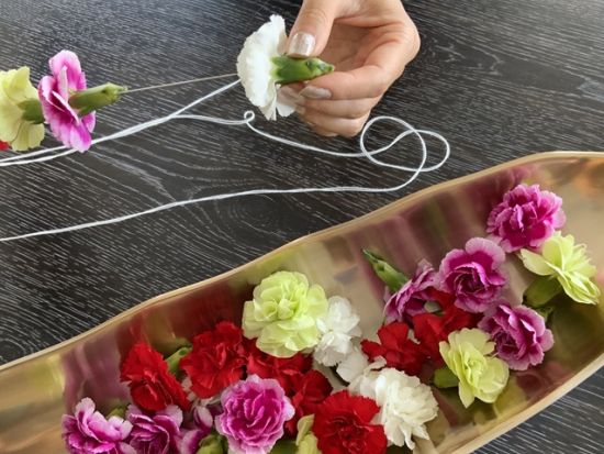 フラワーアレンジメントワークショップ＜手作り体験教室＞オリジナルのレイ作りに挑戦　By Hanapua Flowers