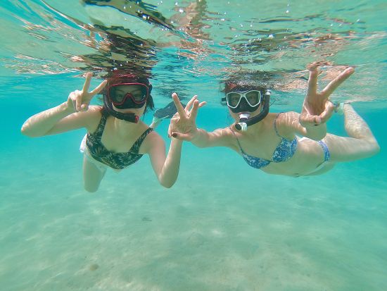 奄美大島北部の秘境 コウトリビーチ上陸ツアー　ボートシュノーケルで奄美ブルーの海を堪能　シャワー室などショップ設備も充実 ＜龍郷町＞ by ON SHORE