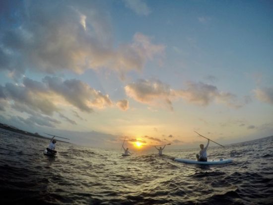 サンライズSUP or サンセットSUP（スタンドアップパドル）ツアー　短時間で参加可能＜GoPro写真付／宮古島＞byオーシャンキング