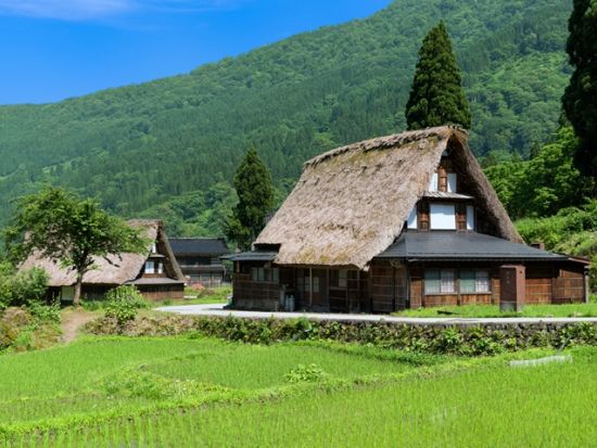 金沢港クルーズターミナル発着 貸切観光タクシー 白川郷・五箇山 2つの世界遺産を見学する日帰りツアー＜6時間／1～9名／選べる車種＞