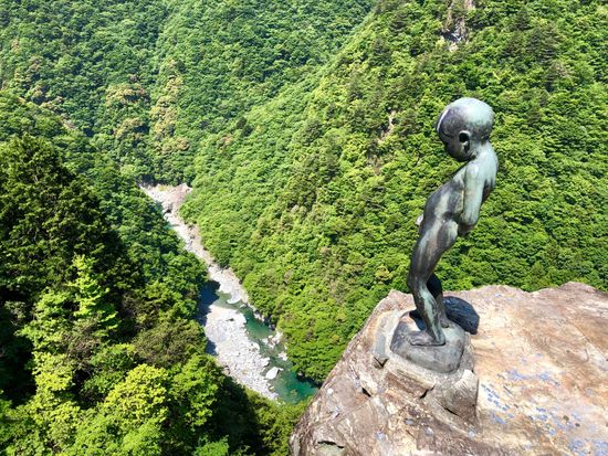 祖谷渓谷の小便小僧４