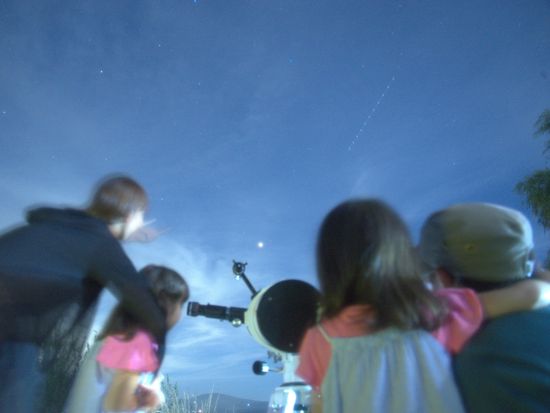 富士山麓 星空観察ツアー 地元の星マスターが星空を解説 大人から子供まで楽しめる 11 7月 ガイド付 山中湖村 山梨の観光 遊び 体験 レジャー専門予約サイト Veltra ベルトラ 富士山麓 星空観察ツアー 地元の星マスターが星空を解説 大人から子供まで楽しめる 11 7月 ガイド付 山中湖村 山梨の観光 遊び 体験 レジャー専門予約サイト Veltra ベルトラ
