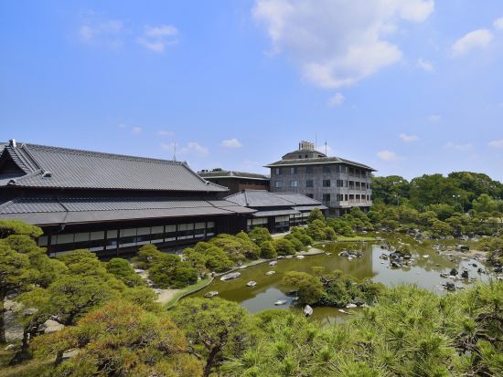 福岡市内発着貸切観光タクシー　大川・柳川コース 柳川川下り＋組子細工工房＋立花氏庭園　＜5時間／福岡市内・福岡空港発＞　by HEARTS TRIP